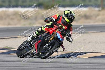 media/Oct-13-2025-Moto Forza (Mon) [[a66d839500]]/3-B Group/Session 3 (Turn 16)/